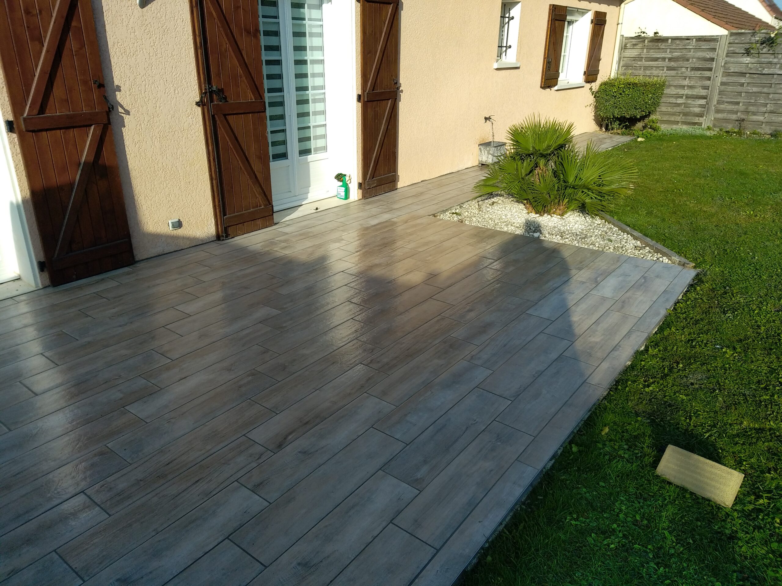 Terrasse imitation parquet